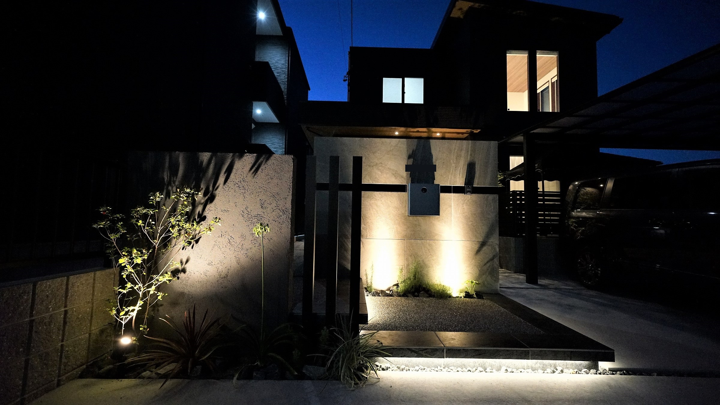 夜の門周りディテール